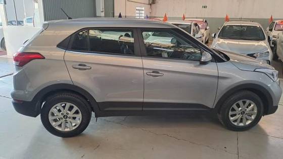 HYUNDAI CRETA 1.6 16V FLEX ACTION AUTOMÁTICO HYUNDAI CRETA 1.6 16V FLEX ACTION AUTOMÁTICO